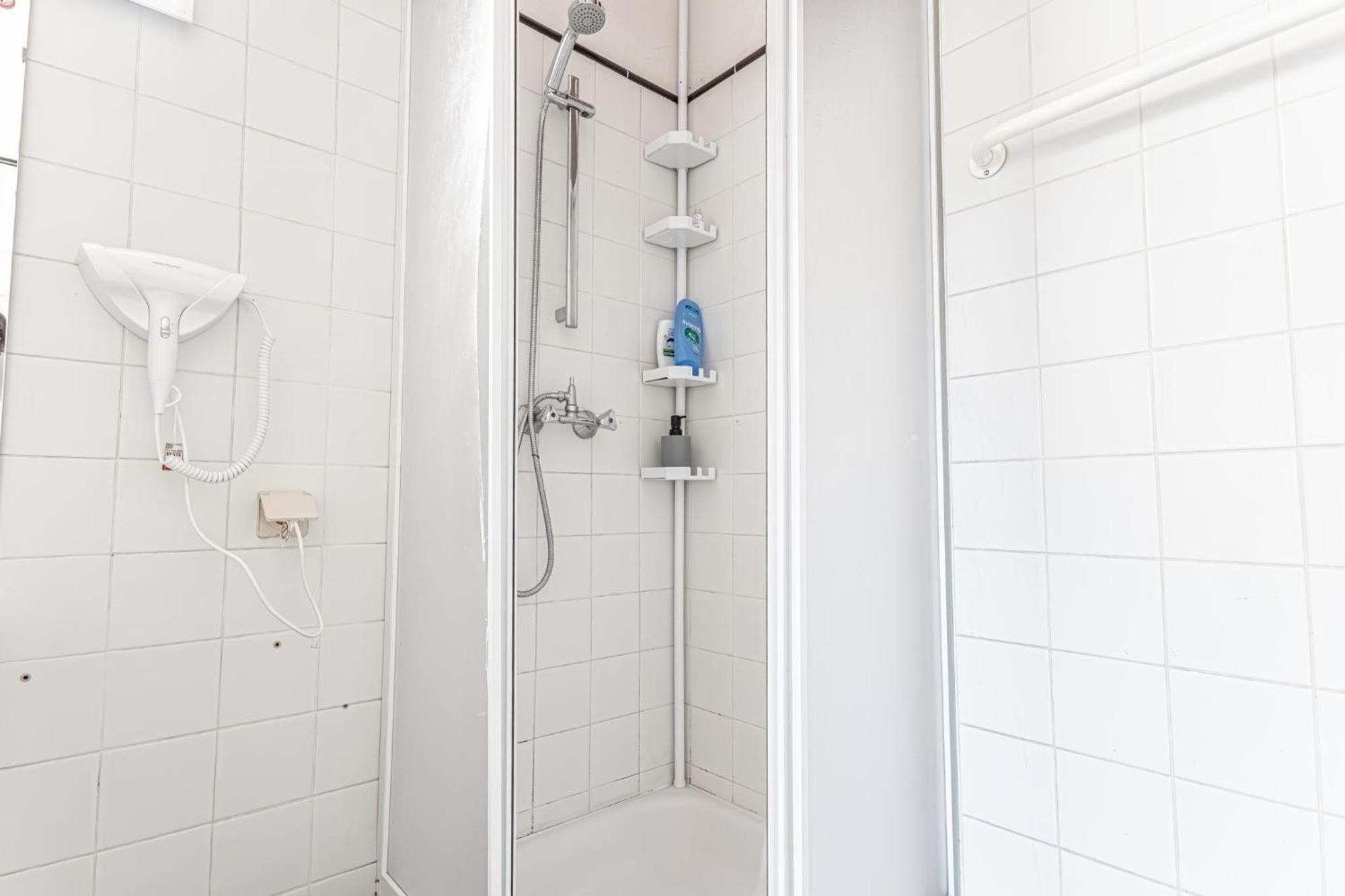 Comfy 3Br Shared Apartment - U6 Subway, Danube & Millenium City Wien Exterior foto